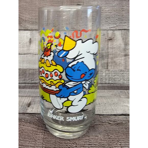 Peyo Other - Vintage 1983 BAKER SMURF 6" Drinking Glass